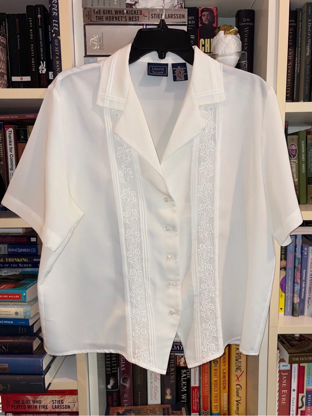 Vintage Laura Scott Embroidered Short Sleeve Blouse